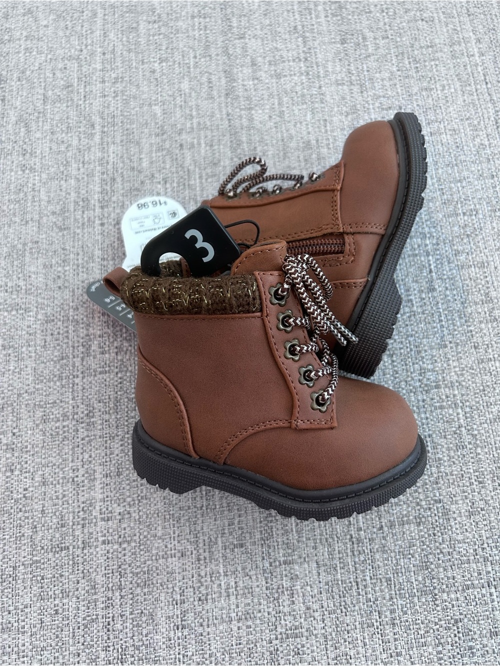 Toddler Brown Lace-Up Winter Boots with Cozy Knit Collar Size 3. NWT